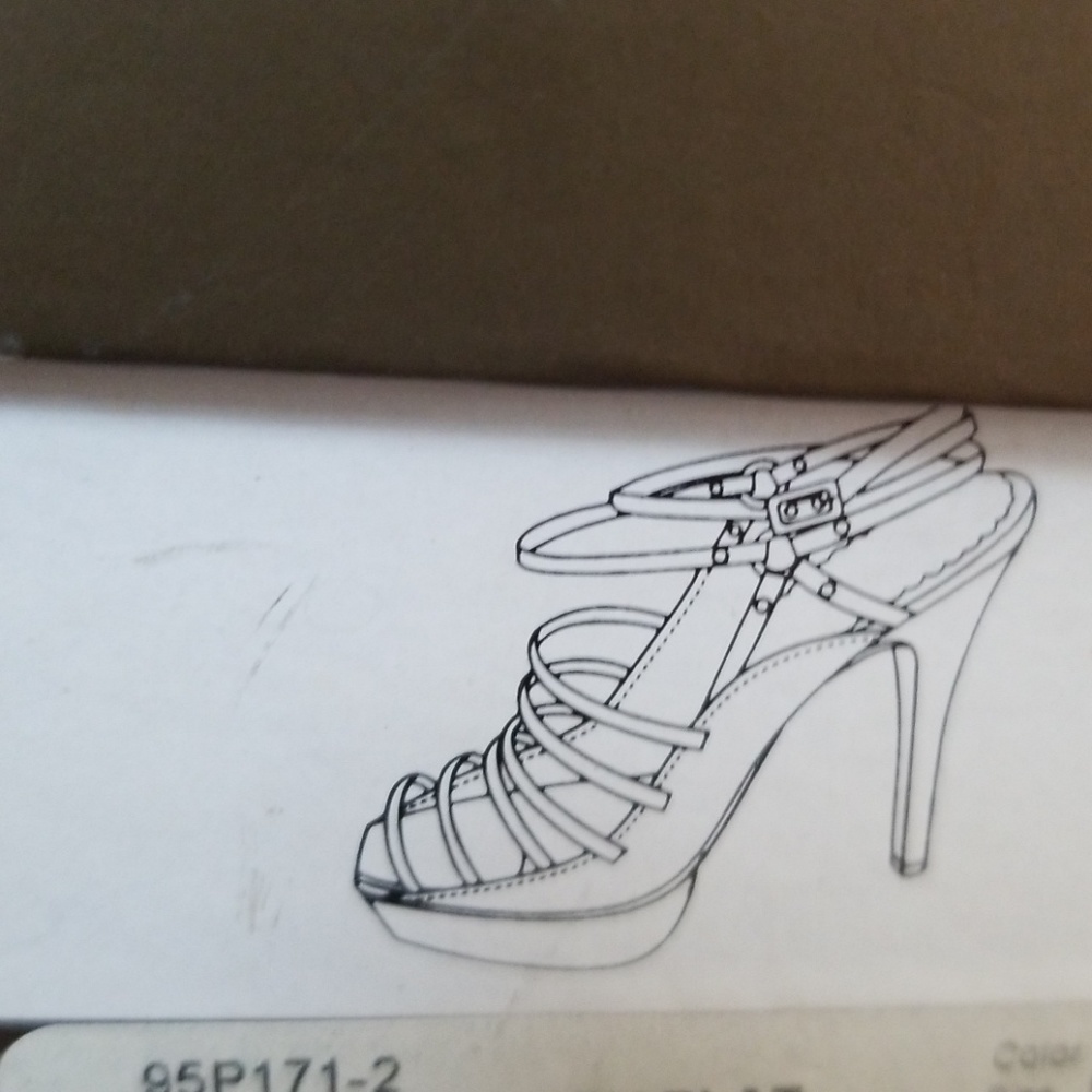 BEBE Heels with gold tip toe in great condition